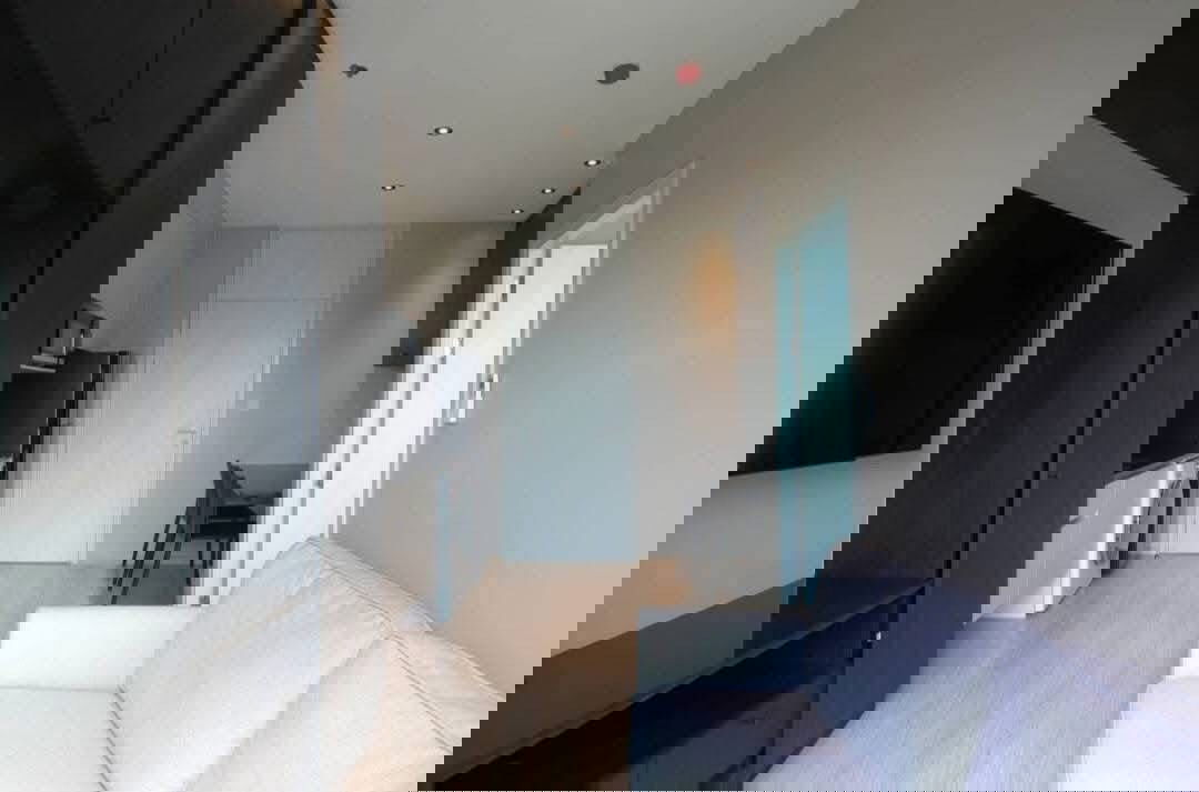 picture Noble Revolve                     Ratchada  - 2/10