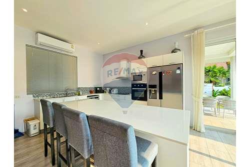 รูป [920601001-67] 3 Bed 2 Bath Private Modern Villa in Hua Hin Soi 88 For Sale - รูปที่ 22/38