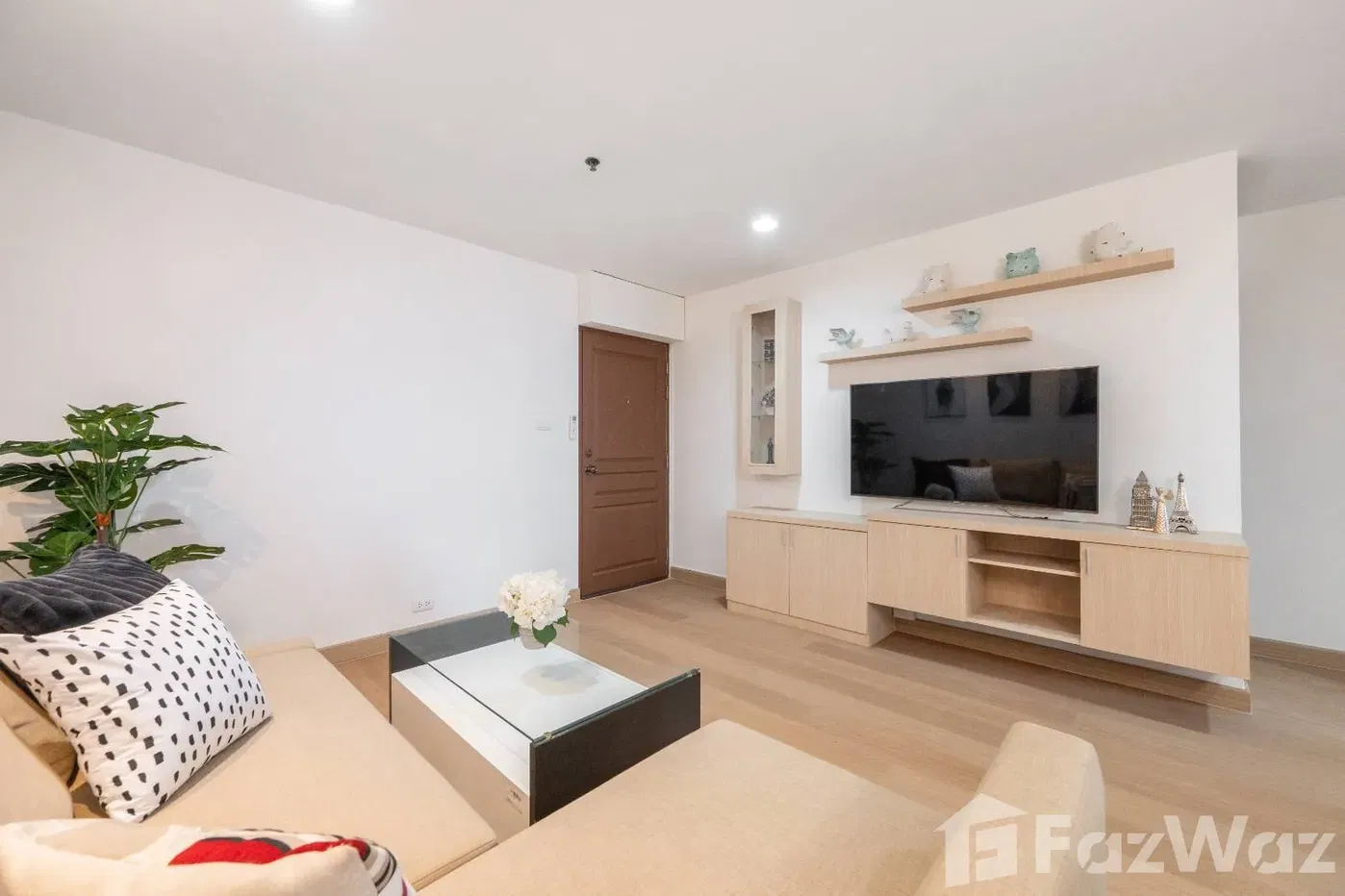 picture . 5910042 - 2/13