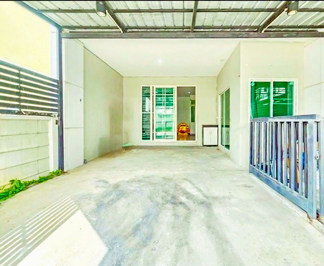 รูป ให้เช่าทาวน์โฮม 2 ชั้น หัวมุม 4นอน วงศ์สว่าง รัชดา ตลาดสดวงศ์สว่าง 1.6 กม. 3 น้ำ MRT แยกติวานนท์ 1.6กม. - รูปที่ 4/8