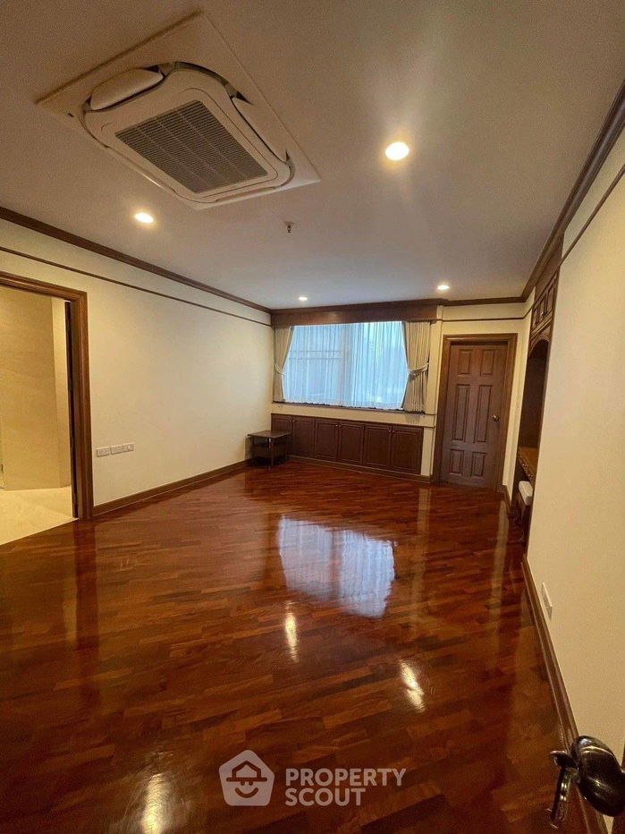 picture 3-BR Condo at Ruamsuk Condominium near BTS Thong Lor (ID 2001800) - 14/17