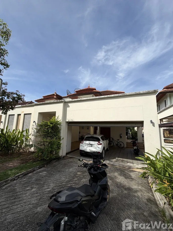 picture Four Bedroom Lakefront Semi-Detached Villa at Laguna Village 5904700 - 3/57