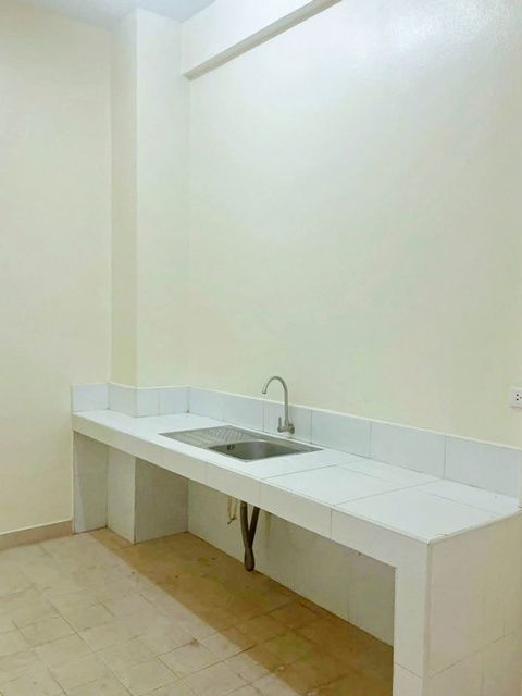 รูป สุขุมวิท 50 ให้เช่าทาวน์เฮ้าส์ 3 ชั้น BTS พระโขนง 890ม. BTSอ่อนนุช 1กม. 20 ตร.วา. 240 ตร.ม. รร.นานาชาติ เซนต์แอนดรูส์ฯ กรุงเทพ 1.1 กม. - รูปที่ 5/8