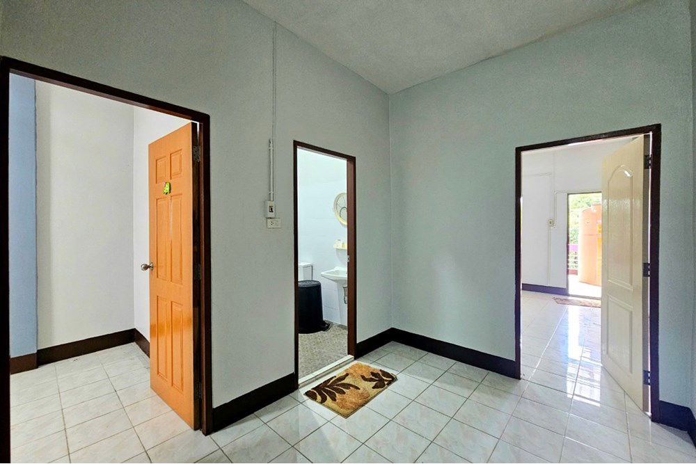 รูป [920601001-553] ขายทาวน์เฮ้าส์ 2 ชั้น 2 ห้องนอน 2 ห้องน้ำ ในซอยหัวหิน 88 - รูปที่ 10/17