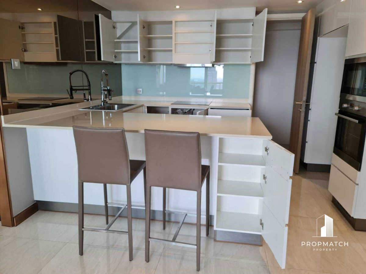 รูป PM035967✨Flash Deal ✨ H Sukhumvit 43 (  Duplex4Bed5Bath  238SQM.) พร้อมอยู่ ! เพียง 180,000 บาทต่อเดือน Tel.0981315848 @propmatch - รูปที่ 5/29