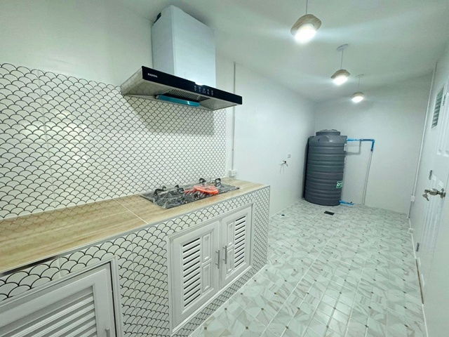 รูป ตลาดนิคมบางปู 800 ม ใหม่ทั้งหลัง สวย18 ตร.วา.145ตร.ม. 3นอน 2น้ำ แพรกษา-นิคมบางปู บางปูกอล์ฟ แอนด์ สปอร์ต 1.9กม. ทาวน์เฮ้าส์ 2 ชั้น - รูปที่ 5/8