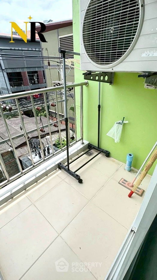picture 1-BR Condo at Emerald Residence Ratchada near MRT Huai Khwang (ID 2510321) - 10/10