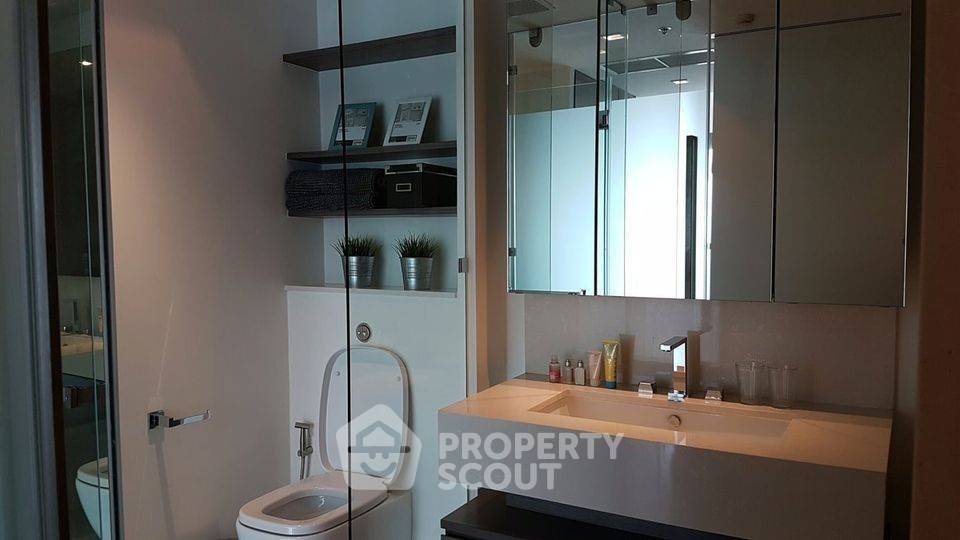 picture 2-BR Condo at The River Condominium near BTS Saphan Taksin (ID 1952467) - 15/17