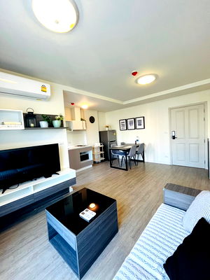 Condos for rent 700 Year Sports Arena Chiang Mai : ✅For Rent: D Condo Pink, 5th floor, pool view, 37 sq m, 15,000 baht. ☎️064-792-4426 (Ben)