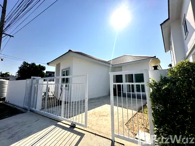 Houses for sale Hua Hin Prachaubkirikhan : 3 Bedroom House for sale in Hua Hin City, Prachuap Khiri Khan  1998284