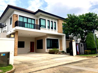 Houses for rent : WS6227 🏡 Luxury detached house for rent ✨ Grand Bangkok Boulevard Ratchaphruek-Rattanathibet, near Central WestGate. Only 65,000 THB/month.