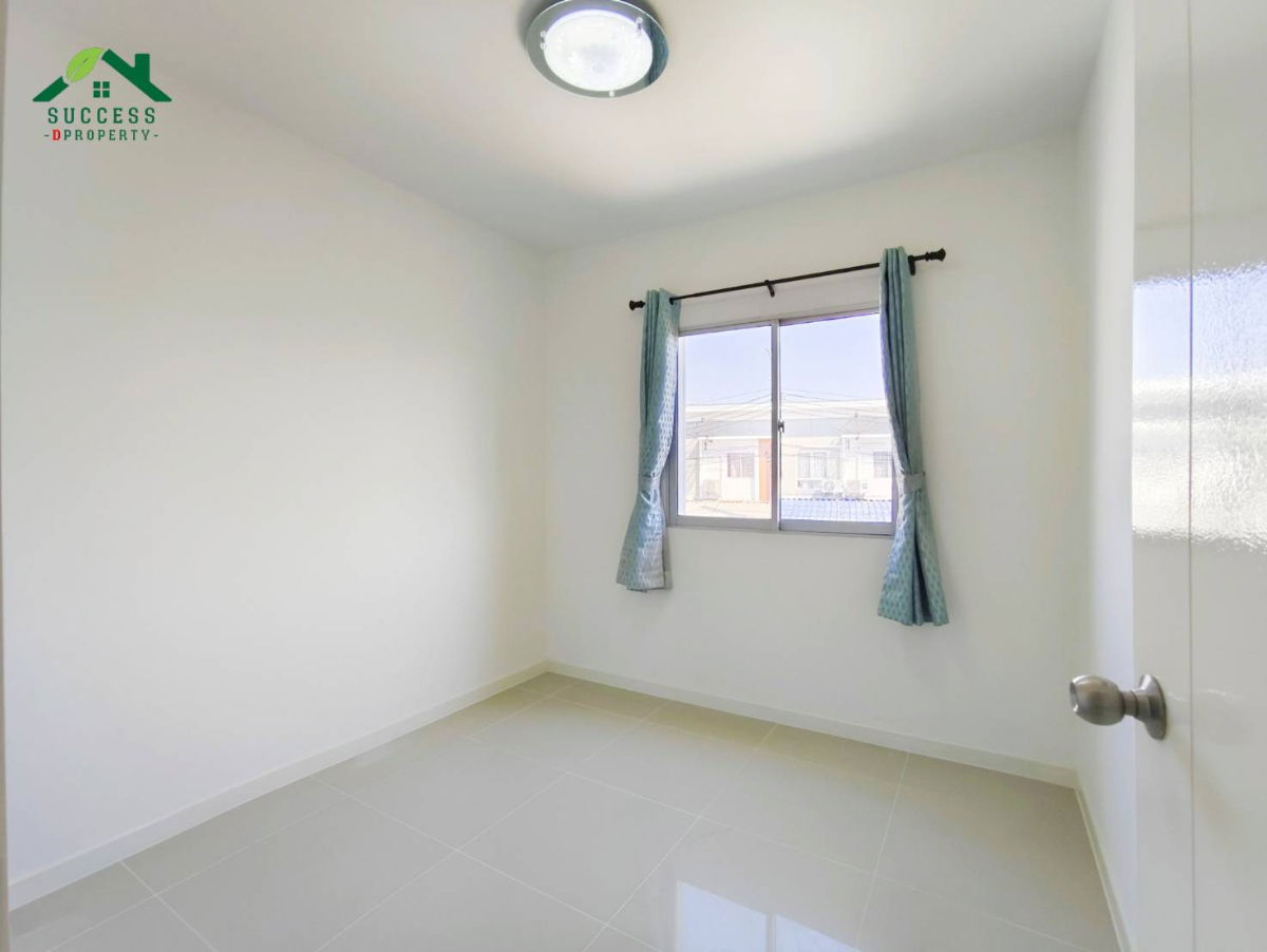 รูป ขายทาวน์เฮ้าส์ พฤกษา 74/3 ศรีนครินทร์-เทพารักษ์ รีโนเวทแล้ว ที่ดินเยอะ เนื้อที่ 30 ตร.ว. ต่อเติมหลังคาหลังบ้าน ใกล้รถไฟฟ้า ใกล้ทางด่วน เพียง 15 นาที - รูปที่ 16/20