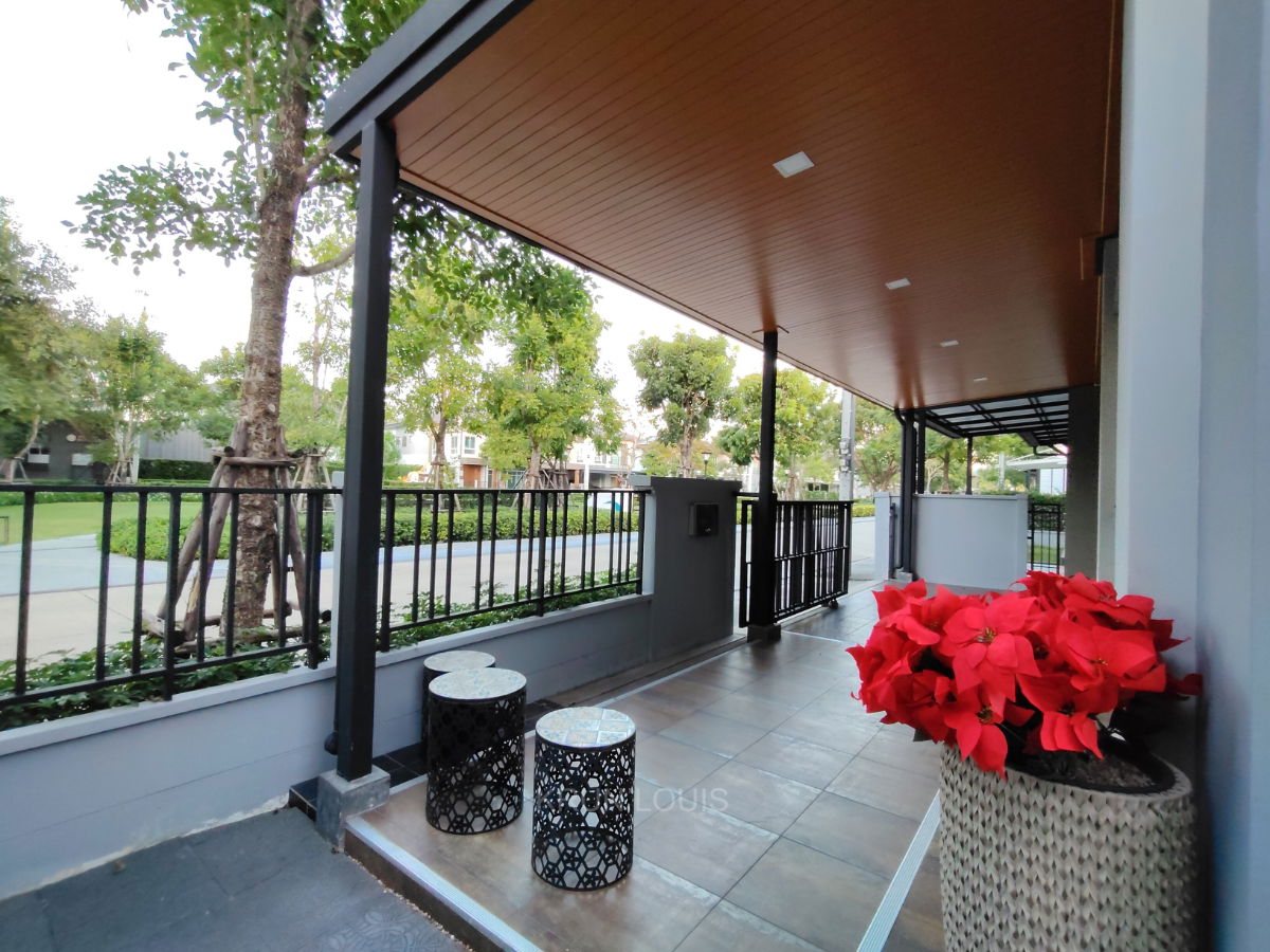 รูป บ้านแฝดให้เช่าที่แกรนด์เพลโนเมกะบางนา ใกล้เมกะบางนา&อิเกีย พื้นที่ด้านหน้าติดสวน บ้านใหม่ตกแต่งครบครัน สไตล์โมเดิร์น พร้อมเข้าอยู่ได้ทันที! - รูปที่ 26/27