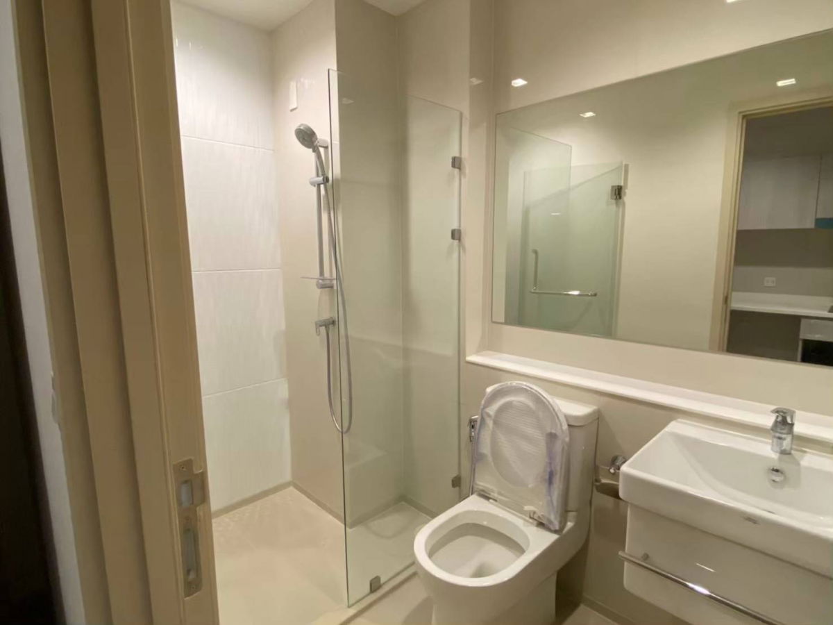picture Condo for rent: Life One Wireless - 7/11