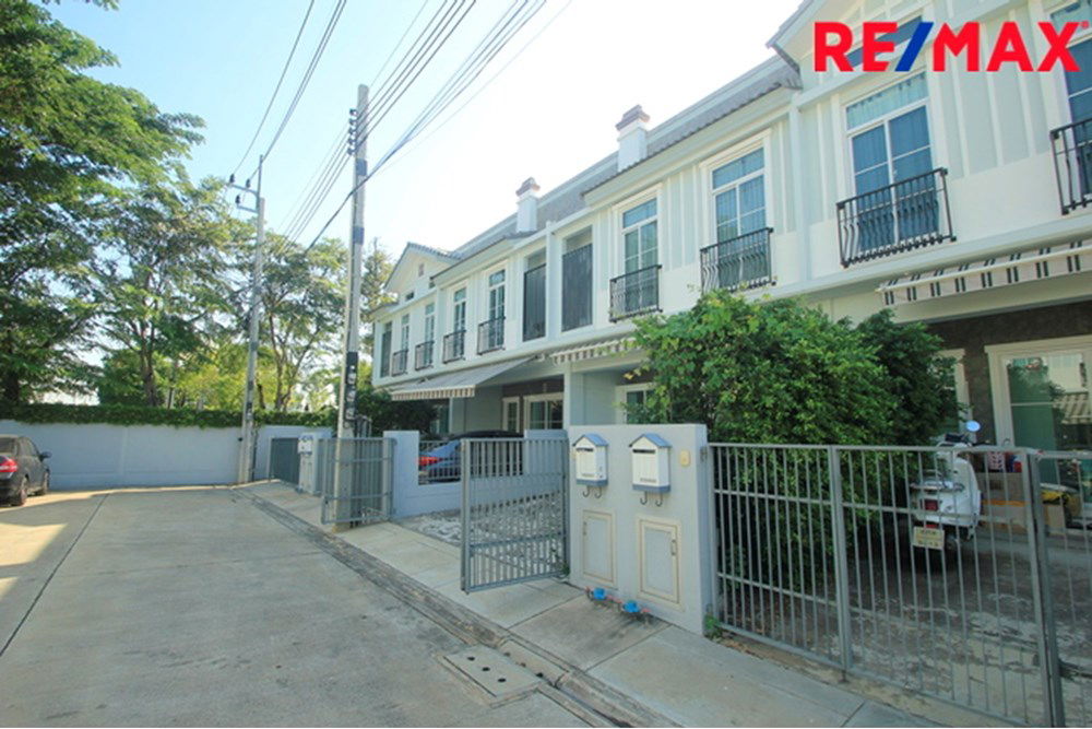 picture [920091004-215] Elegant Thai Townhouse in Prime Central Location! - 34/36