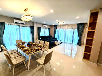 Houses for rent : [For Rent] Centro Vibhavadi 4-Bedrooms *have maid's room*📍Near Harrow International School