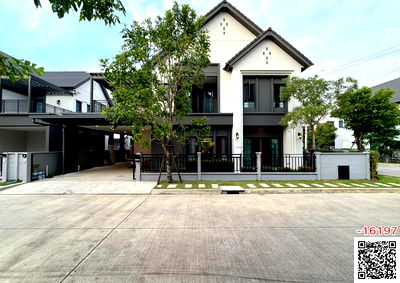 บ้านเดี่ยวให้เช่า : เช่า บ้าน Centro Bangna ใกล้ Mega Bangna