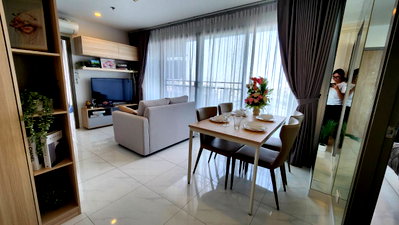 Condos for rent : Condo for Rent: Ideo O2  Near BTS Bang Na (approx. 300 meters)