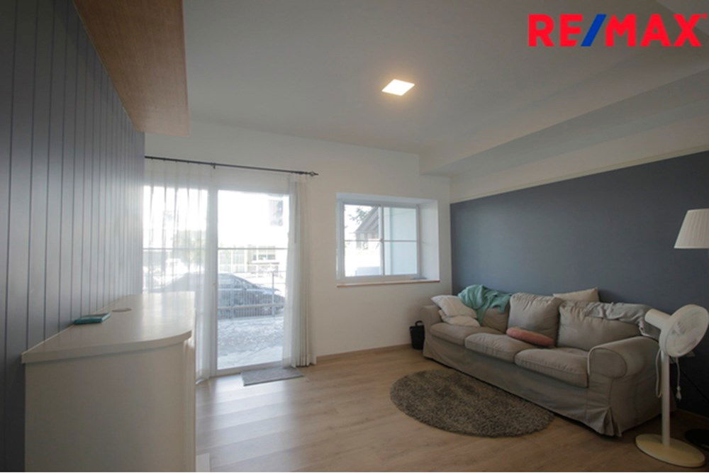 picture [920091004-215] Elegant Thai Townhouse in Prime Central Location! - 28/36