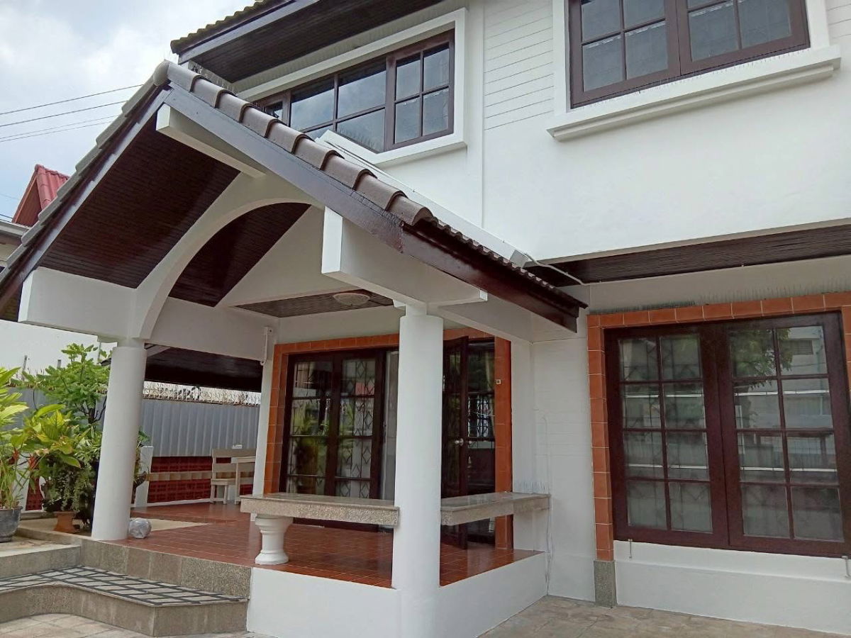 picture #R8489 🎉 291268 House for Rent, Soi Sukhumvit 54 - 2/18