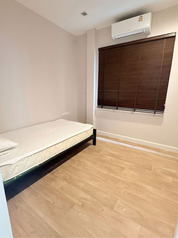 รูป ให้เช่า บ้านเดี่ยวหรู 4 ห้องนอน 4 ห้องน้ำ พร้อม Private Zone | Bangkok Boulevard Signature ลาดพร้าว–เสรีไทย | รหัสทรัพย์ H000153 - รูปที่ 11/23