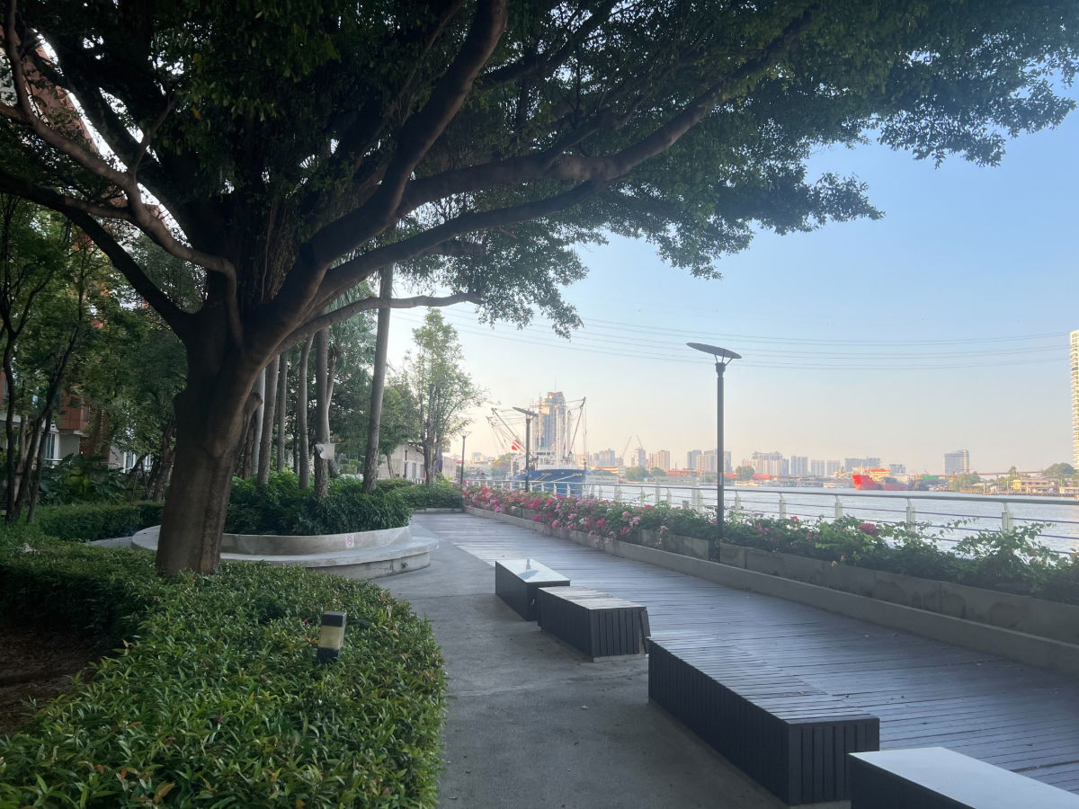 picture Ivy River Condominium, a riverside condo along the Chao Phraya River. River-view unit with full facilities, ready to move in. - 13/14