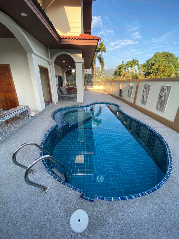 picture Golf View, private pools for rent - 1/19
