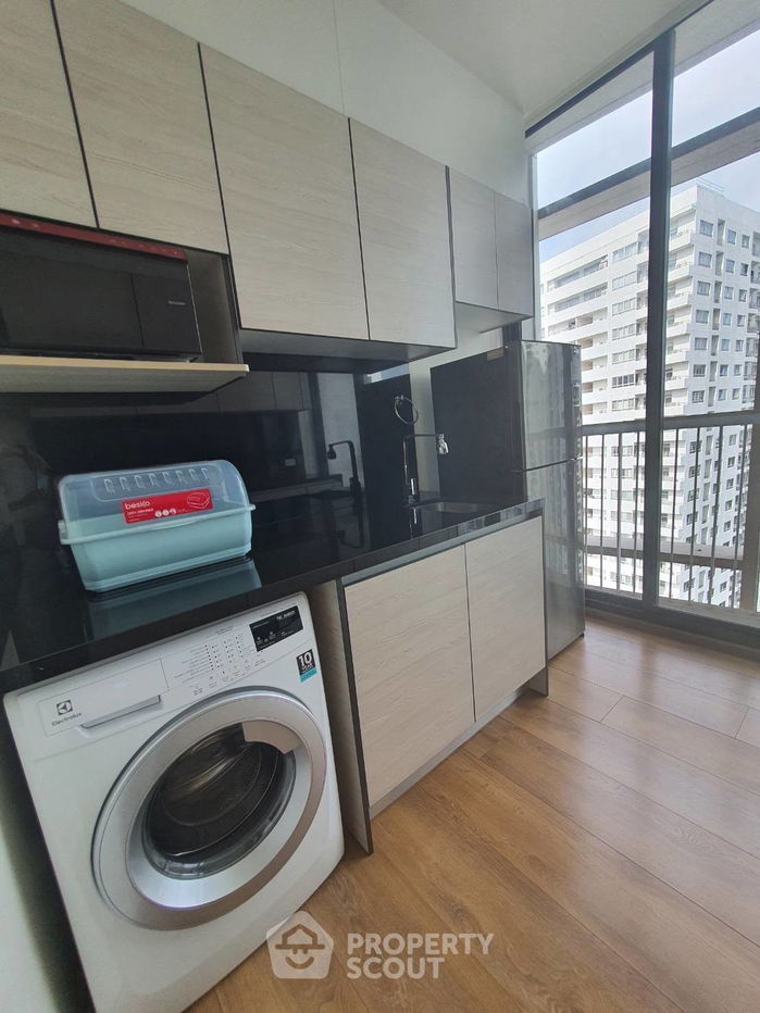 picture 3-BR Condo at Park Origin Phrom Phong near BTS Phrom Phong (ID 2426324) - 11/17