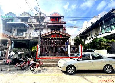 ทาวน์โฮม กรุงเทพมหานคร : ทาวน์เฮ้าส์ สำหรับขาย สินทรัพย์นครการ์เด้น หลักสอง เขตหนองแขม กรุงเทพมหานคร