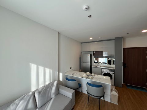 ✅For Rent: A-Rice Charoenmuang, 4th Floor (Common Area Floor), 32 sq m, 15,000 THB. ☎️064-792-4426 (Ben)