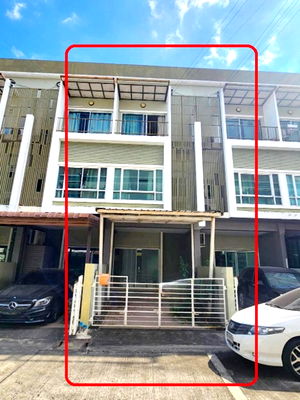 เช่าทาวน์โฮม ท่าเรือบางกะปิ : สุขาภิบาล 3 ให้เช่าทาวน์เฮาส์หรู 3 ชั้น รามคำแหง 140–146 และวงแหวนตะวันออก ใกล้รถไฟฟ้า MRT สัมมากร เพียง 700 ม. เตรียมอุดมศึกษาน้อม 475 ม.