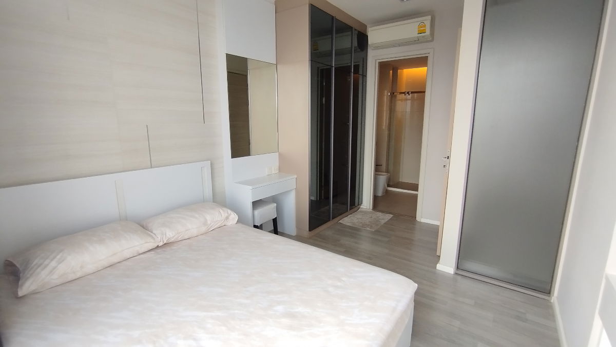 รูป 📌 เช่า เดอะ รูม สาทร - เซนหลุยส์ ถนน จันทน์ ใกล้ BRT เทคนิคกรุงเทพ 1 กม. OK ไลน์ - 0886060125 - รูปที่ 3/5