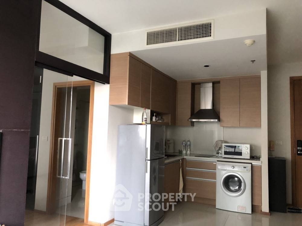 picture 1-BR Condo at The Emporio Place near BTS Phrom Phong (ID 384849) - 2/7