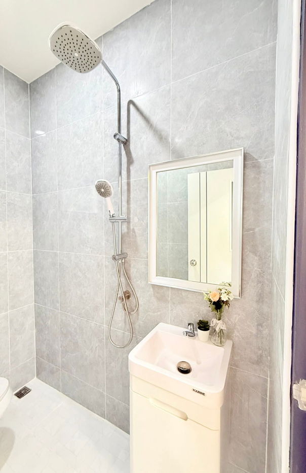 picture Affordable Detached House for Sale in Soi Boonsamphan, 41 Square Wah, 3beds 2bath - 42/42