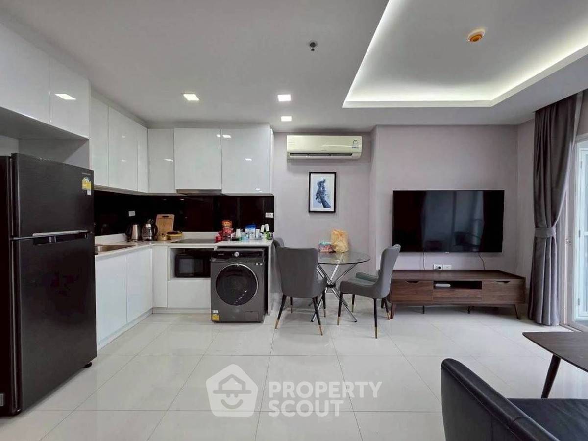 รูป คอนโด 1-ห้องนอน ที่ วัน ทาวเวอร์ พระตำหนัก ใกล้ ถนนพระตำหนัก พัทยา (ID 2508685) - รูปที่ 1/14