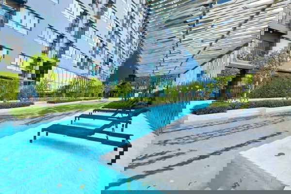 picture Lovely cosy room, near sky train, fully furnished - 16/16