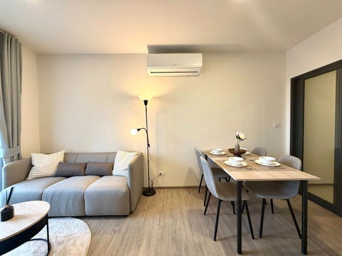 BTS Pra Khanong 1.2 km. Price  32,000 Baht Condo NIA by Sansiri ( Rental )