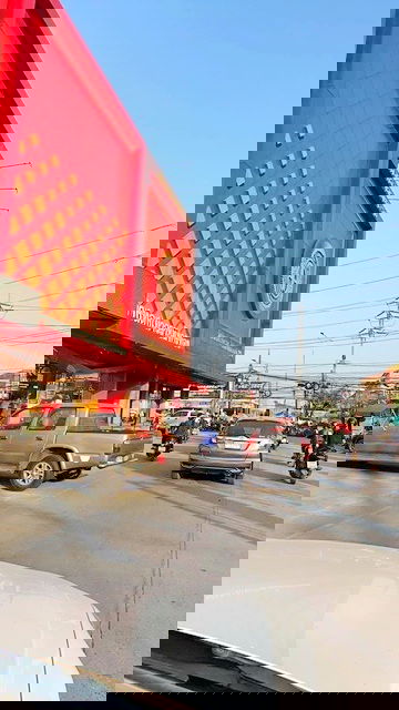 รูป ตลาดนครฉลองกรุง500ม.ติดถนนใหญ่ ซ.ฉลองกรุง 24-35 ม.เจ้าคุณทหารลาดกระบัง 3.8 กม. หน้านิคมลาดกระบัง อาคารพาณิชย์ 4ชั้น 370ตร.ม. - รูปที่ 6/8