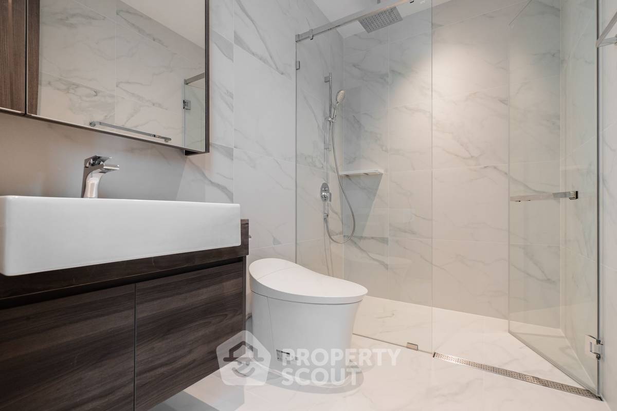 picture 3-BR Condo at Supalai Icon Sathon near MRT Si Lom (ID 2511895) - 23/25