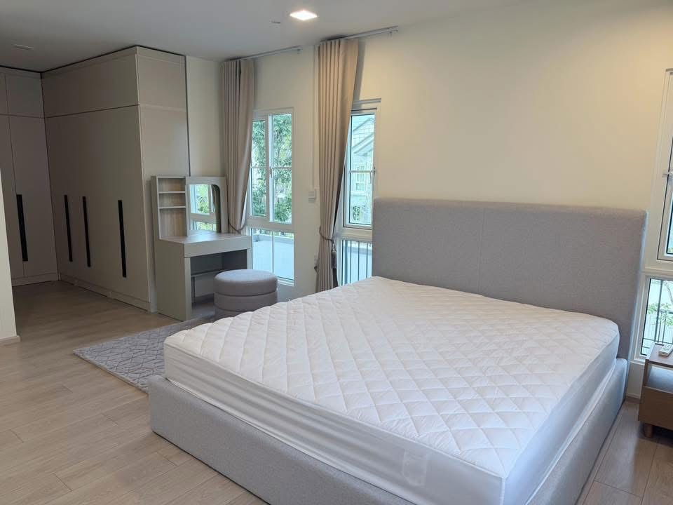รูป 🏡✨ HOT DEAL!!! VILLAGGIO 3 ศรีนครินทร์–บางนา ✨🏡  บ้านเดี่ยวมือหนึ่งให้เช่า | ทำเลศักยภาพ ใกล้ Mega Bangna - รูปที่ 7/11