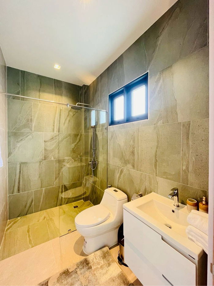 รูป พูลวิลล่าระดับลักชูรี่ ใจกลางพัทยาใต้ ให้ความเป็นส่วนตัว - รูปที่ 19/19