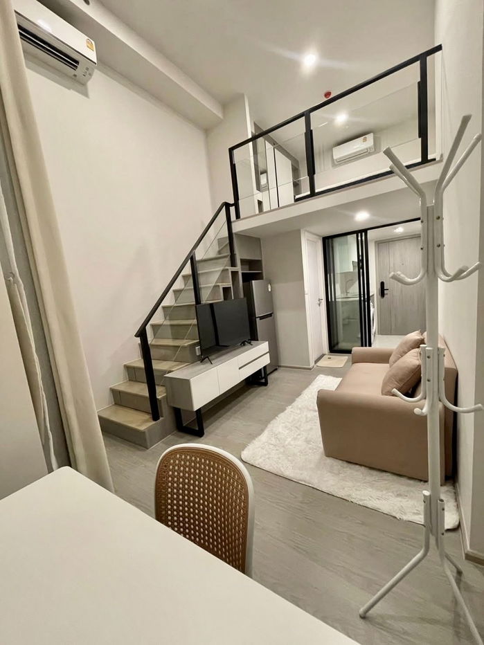 picture MRT Yaek Lamsali 800 m. Price  17,000 Baht Condo Origin Plug & Play Ramkhamhaeng Triple Station ( Rental ) - 1/7