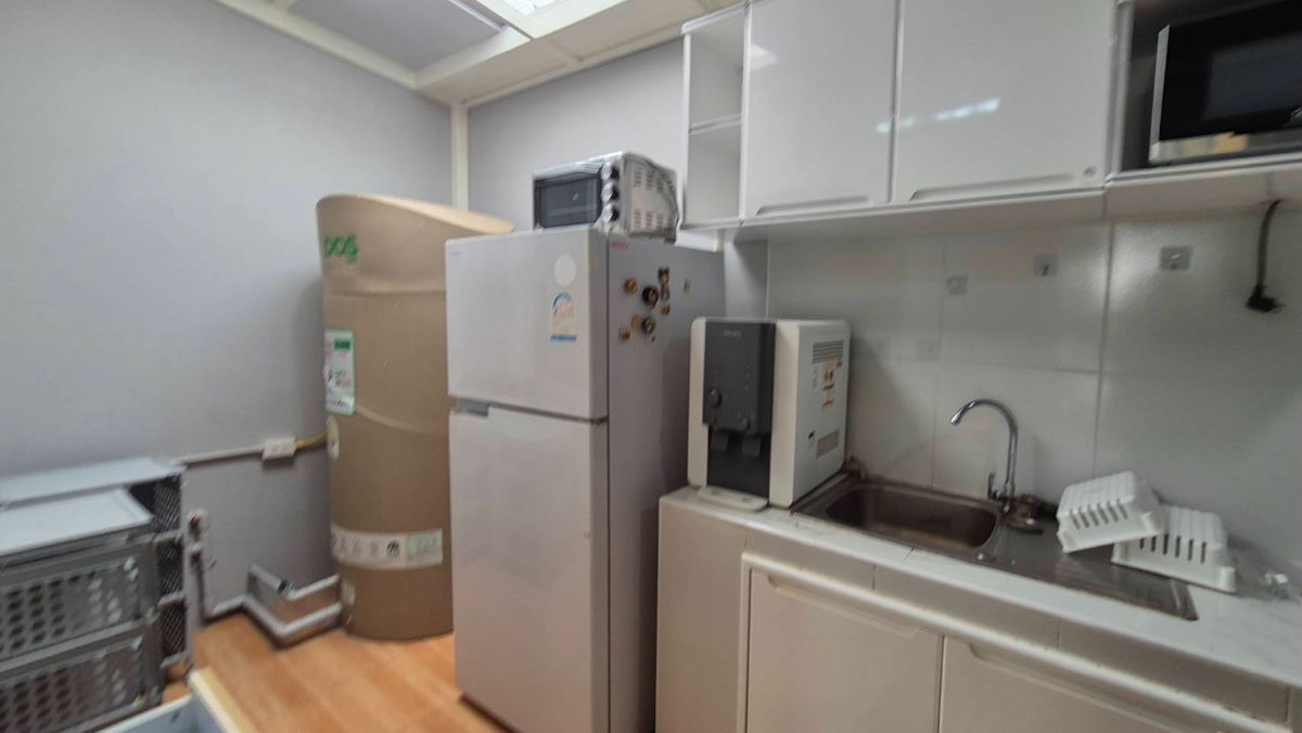 รูป ให้เช่าทาวน์โฮมใหม่ อณาสิริ รามคำแหง เฟอร์ครบ ใกล้ทางด่วน และรถไฟฟ้า MRT ราษฎร์พัฒนา - รูปที่ 21/28