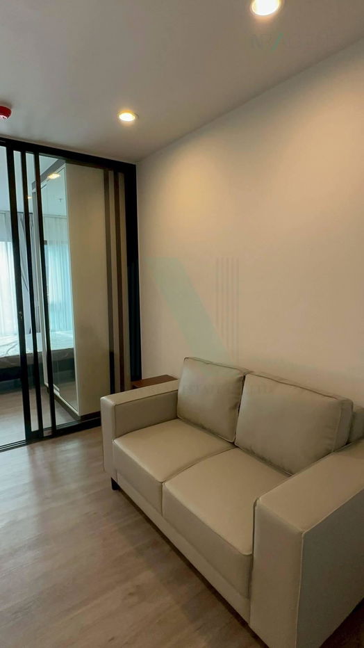 รูป ให้เช่าคอนโด รีเจ้นท์ โฮม วุฒากาศ อาคาร A ชั้น 32 1 ห้องนอน ขนาด 26 ตรม ใกล้ BTS วุฒากาศ - รูปที่ 2/8