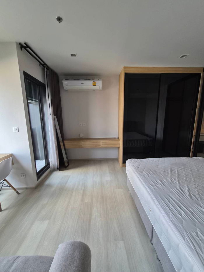 picture Condo for rent: Life One Wireless - 3/11