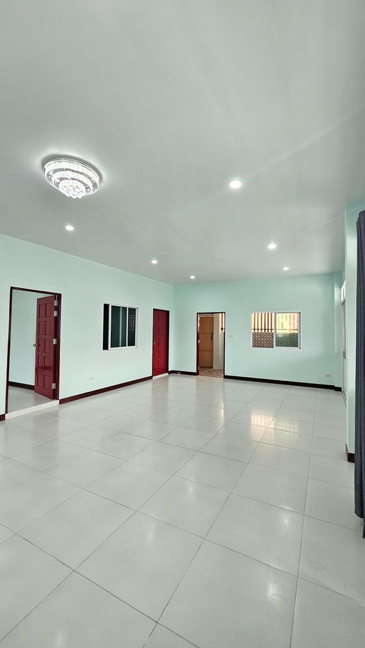 รูป บ้านเดี่ยวพร้อมทำกิจการตัวเมืองบ้านบึง - รูปที่ 6/11