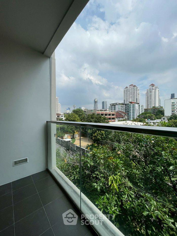 picture 1-BR Condo at Via 49 near BTS Phrom Phong (ID 2512476) - 9/12