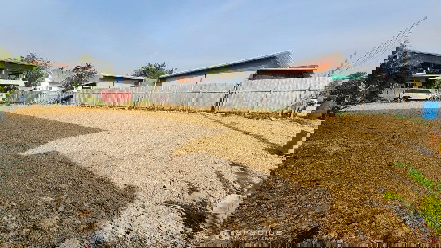 รูป 68121200 : ขายที่ดินแปลงสวยถมแล้ว ติดถนน 2 ด้าน เนื้อที่ 117 ตร.ว. ซอย.ศาลาธรรมสพน์ 11 ทวีวัฒนา กรุงเทพฯ  - รูปที่ 7/9