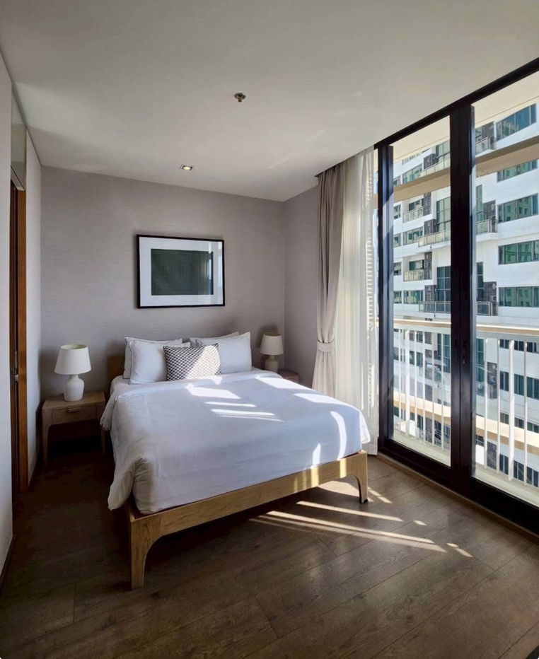 picture Park Origin PhromPhong ( Park 24 ) - 4/12