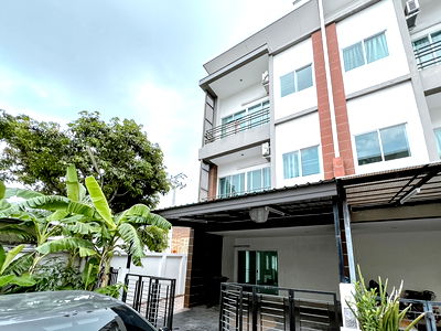 Townhouses for sale Bueng Kum : ST0053 | For Sale: Kanthasiri Ramintra-Nuanchan 48 💰 Price only 8.4 million baht 🚆 Wacharaphon Station